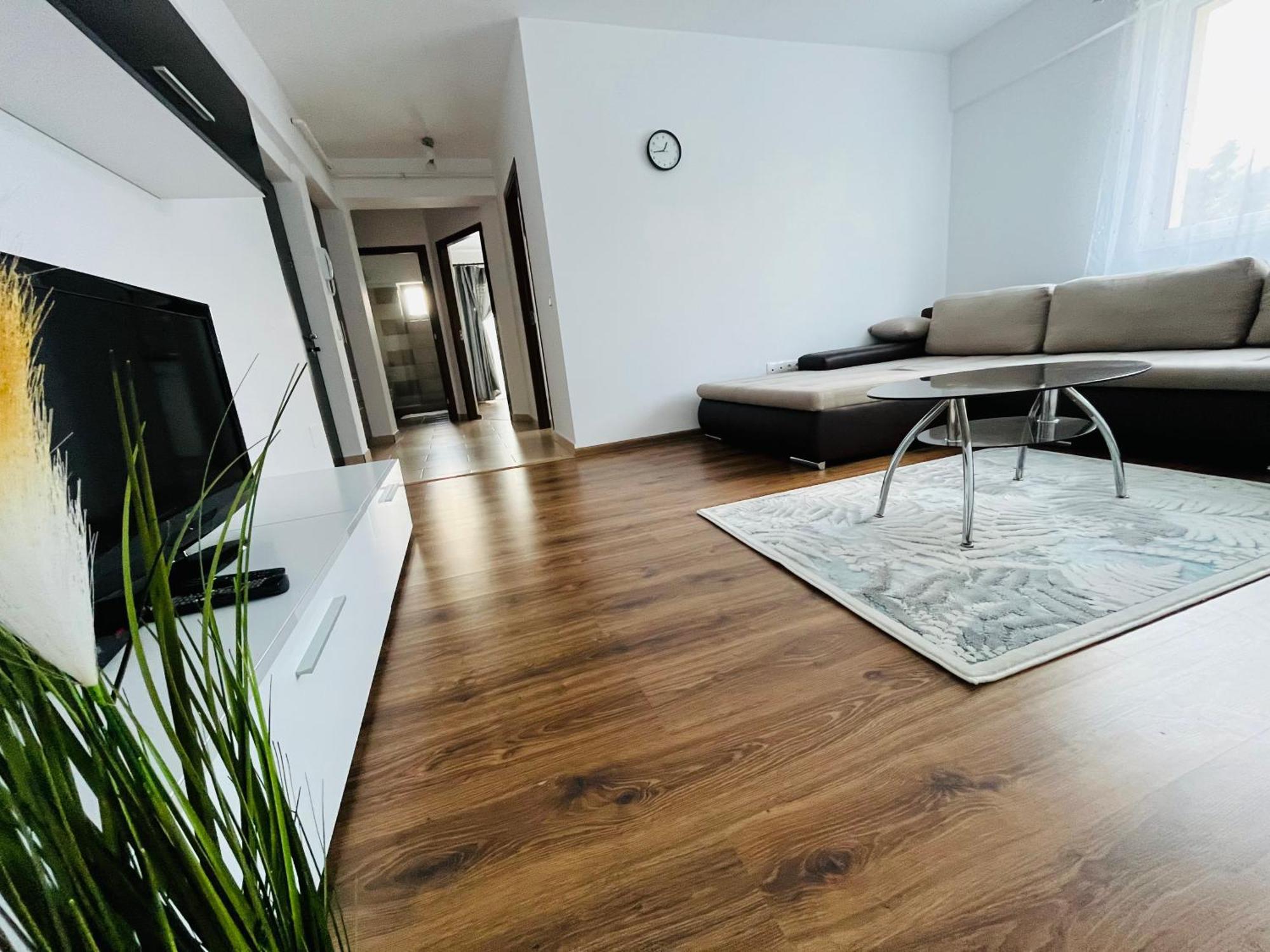 Green Apartaments Zărneşti المظهر الخارجي الصورة
