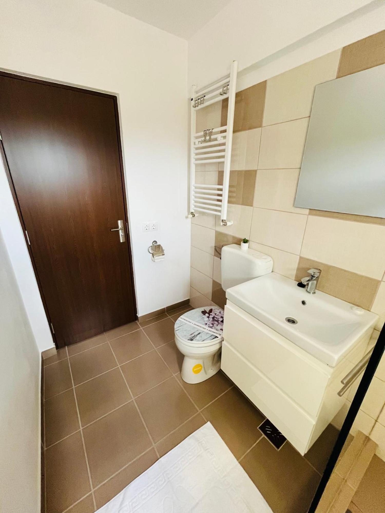 Green Apartaments Zărneşti المظهر الخارجي الصورة